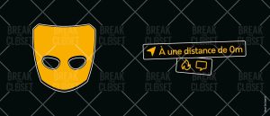 Une icône de masque jaune est affichée à côté d'un message en français indiquant À une distance de 0m avec des icônes de chat et de flamme, sur un fond noir avec BREAK THE CLOSET répété en arrière-plan, mettant en évidence un thème LGBTQIA+.